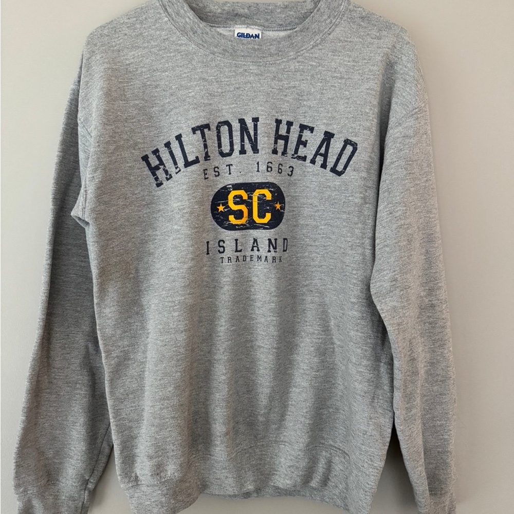 Hilton Head Island SC Gray Sweatshirt – Gildan – Size Small